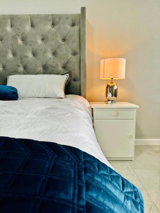 Apartment Bachelor - Sea Point